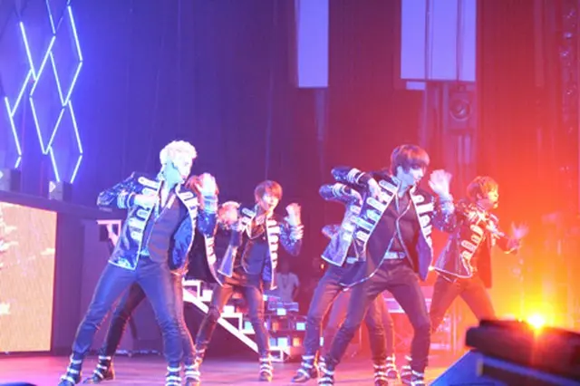 「U-KISS」（オフィシャル写真）