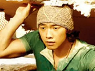 Rain(ピ)が着た衣装を被災者たちのために
