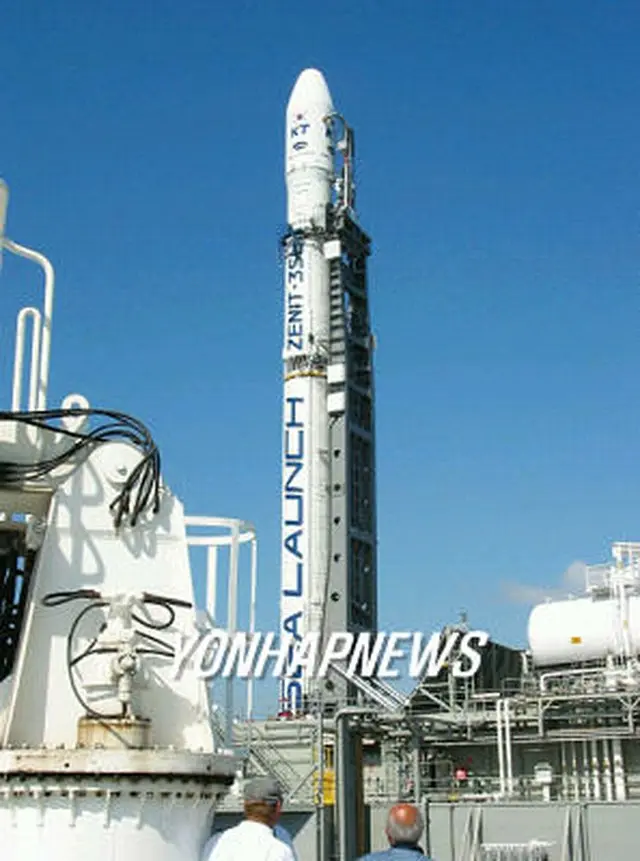 ムグンファ5号の衛星発射台＝21日、ソウル（聯合）
