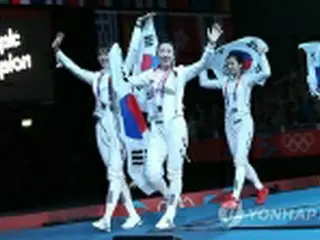 フェンシングの女子エペ団体　韓国惜しくも「銀」