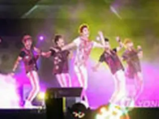 新人グループ「A-JAX」、日デビューイベントで魅力発散