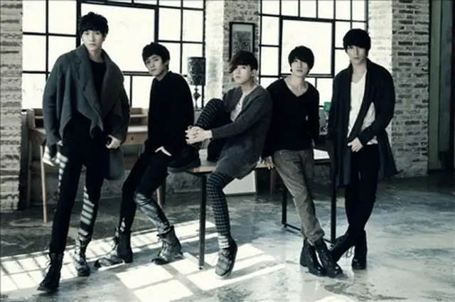 「FTISLAND」