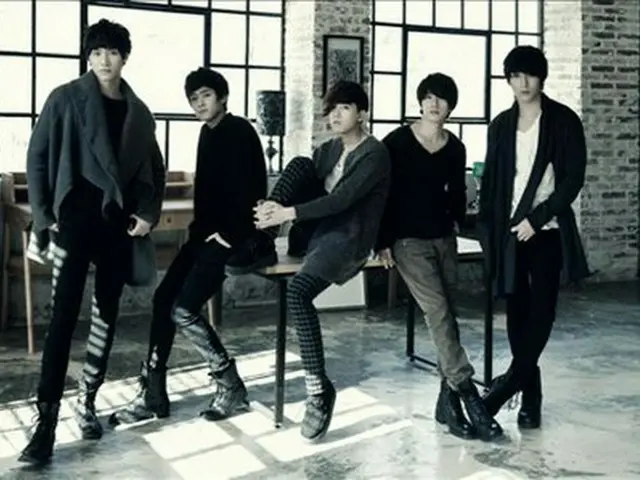 「FTISLAND」