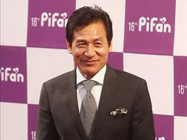 アン・ソンギ