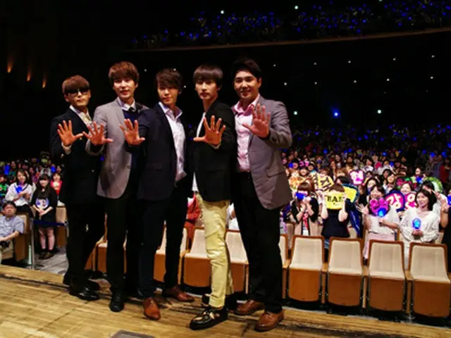 「SUPER JUNIOR」
