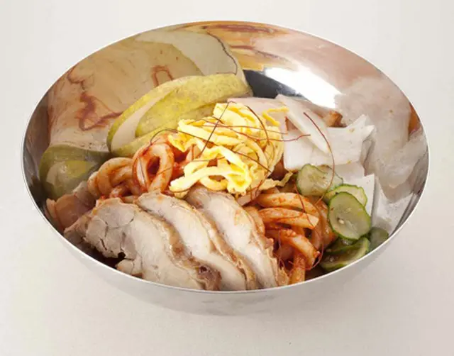期間限定のオリジナルメニュー“栄光のククス（韓国風うどん）”