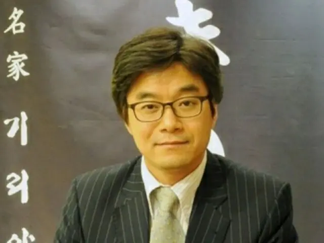 元外交官で、うどん店「桐山」の店主のシン・サンモク氏＝1日、ソウル（聯合ニュース）