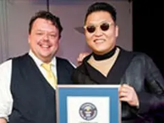 PSY、「江南スタイル」MVでギネス認定書