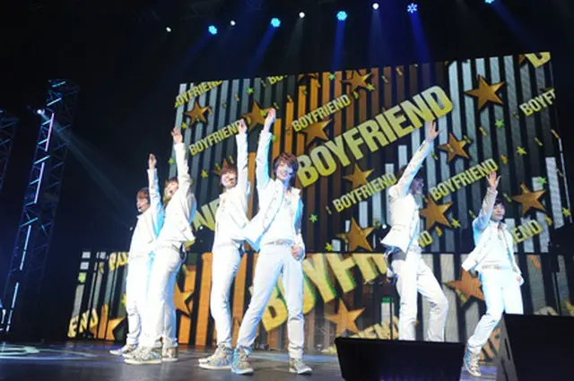 「BOYFRIEND」