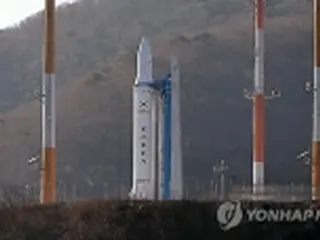 韓国ロケット「羅老」　発射台への設置完了