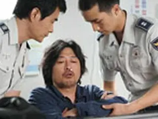 映画「南に飛び出せ」、国民年金公団の圧力を主張