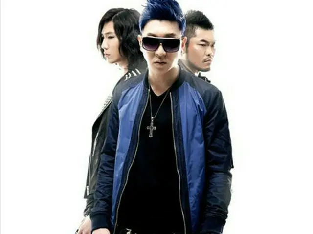 「AZIATIX」