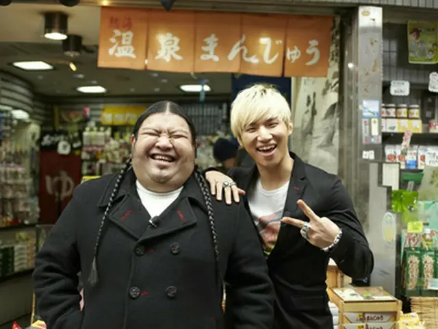 「D-LITE ＆ VJ Boo 『D'splay』」