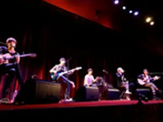 「FTISLAND」シングルリリースイベントでプライベートも赤裸々告白！
