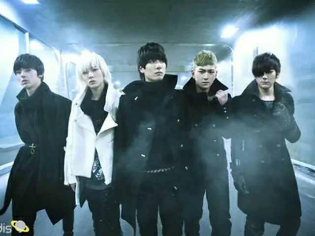 グループ「NU’EST」