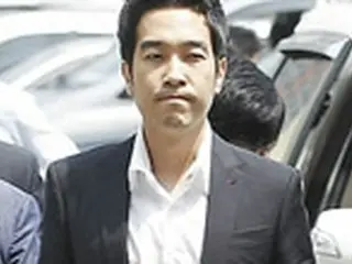 未成年者への性暴行コ・ヨンウク、芸能人としては初の電子足輪の装着へ