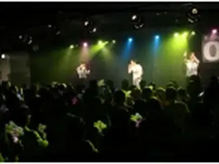 「Monday Kiz」　東京で単独コンサート
