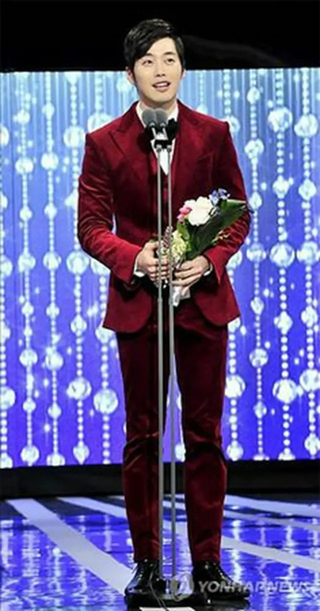 キム・ジェウォン