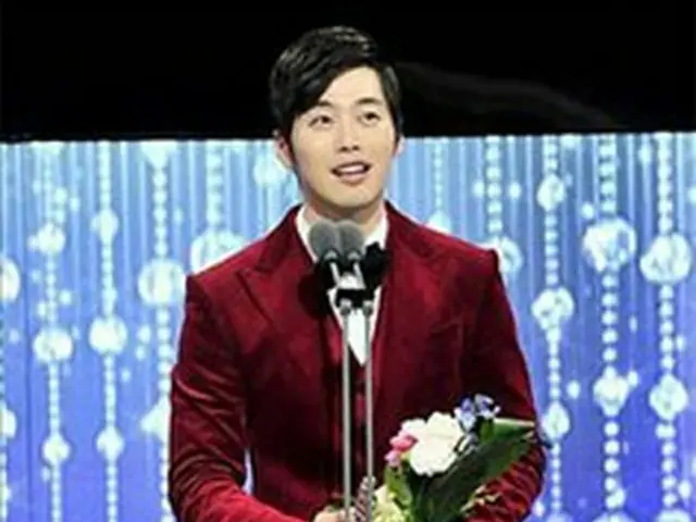 キム・ジェウォン