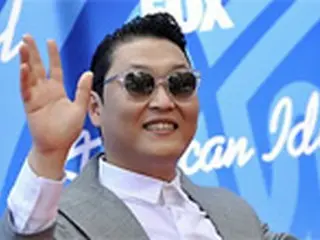 PSY、英国シングルチャートで34ランクアップの17位に