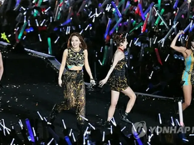 2NE1＝（聯合ニュース）