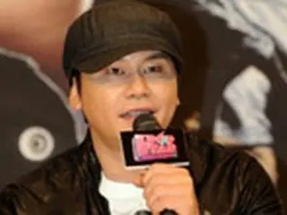 K－POPの「闇」告発　大手芸能事務所代表