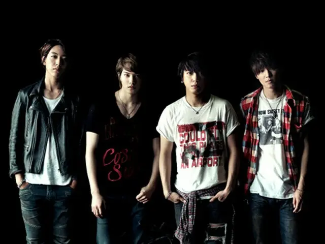 「CNBLUE」