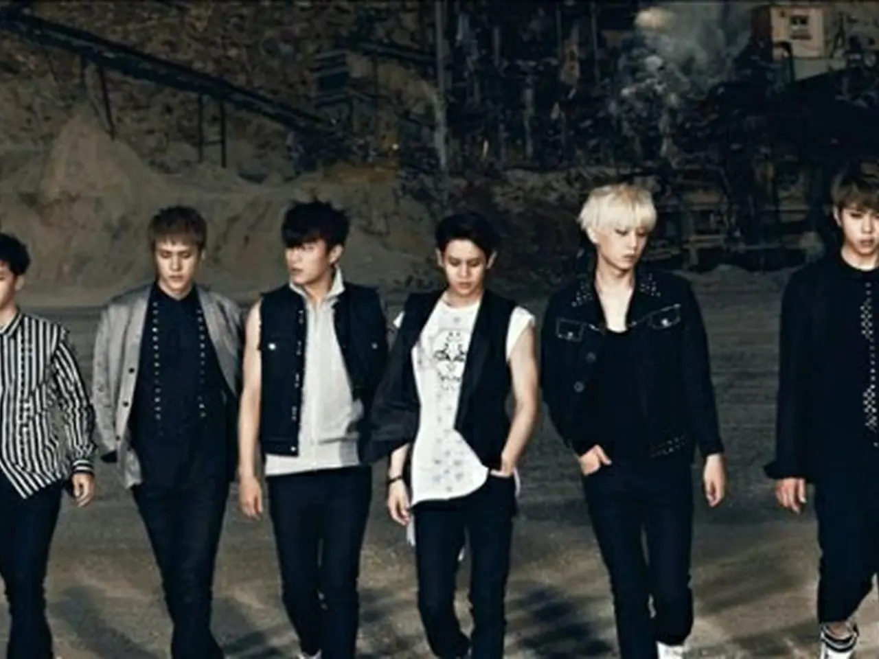 BEAST まとめ売り CD DVD 韓流 アーティスト 韓国 BEAST まとめ売り CD DVD 韓流 アーティスト 韓国