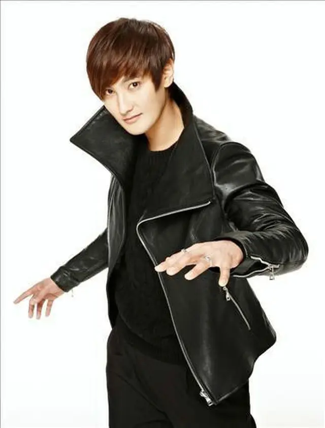 歌手KANGTA（カンタ）