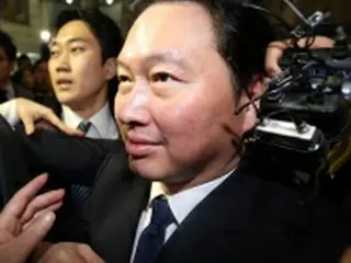 横領のSKグループ会長に懲役4年判決＝ソウル高裁