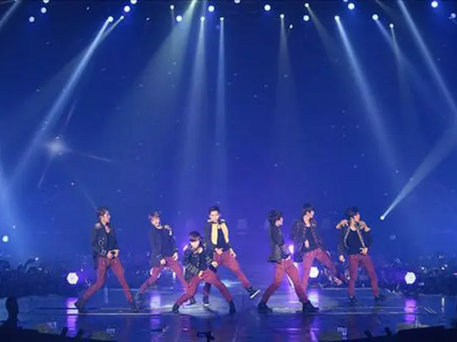 「INFINITE」