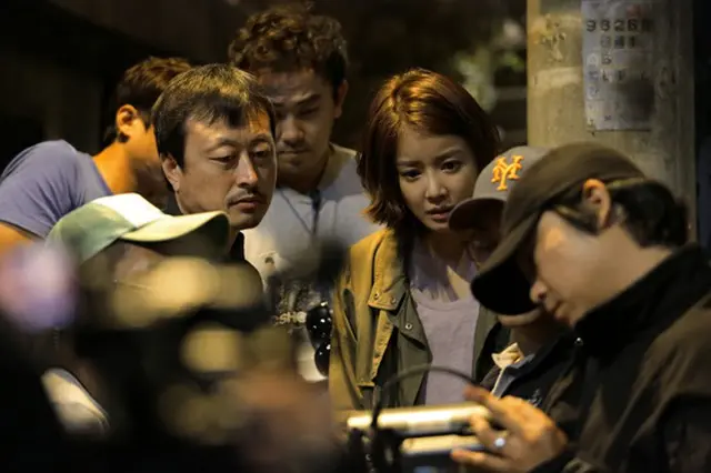 映画「殺人漫画」キム・ヨンギュン監督と主演女優イ・シヨン