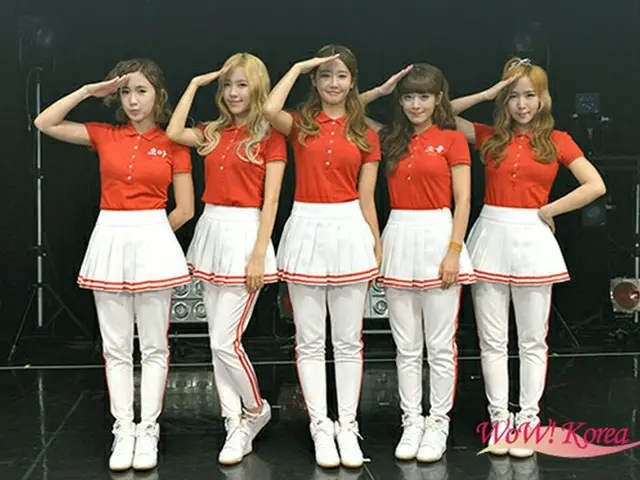 「CRAYON POP」チョア、エリン、グンミ、ソユル、ウェイ
