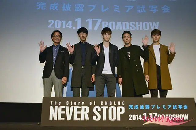 左から田容承監督、イ・ジョンシン、イ・ジョンヒョン、ジョン・ヨンファ、カン・ミンヒョク