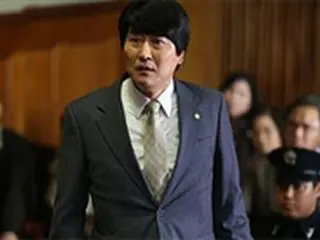 盧武鉉元大統領描いた映画「弁護人」、観客800万人突破