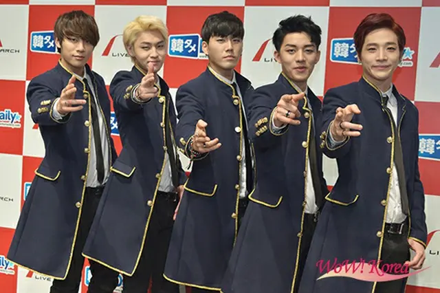 「MR.MR」左からチャンジェ、リュ、ジン、テイ、ドヨン