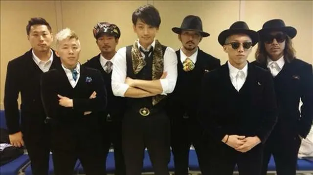 Rain(ピ)と専属ダンサーチーム