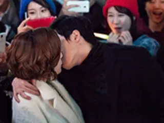 イ・ホンギ、人混みの中で公開キス！「百年の花嫁」で何が？