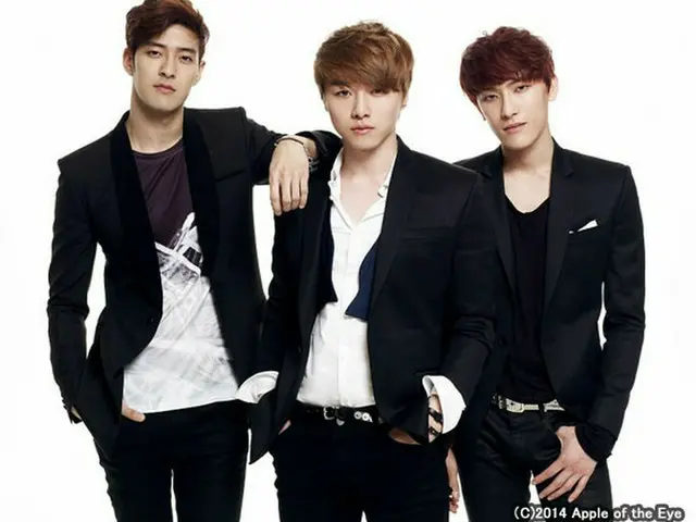 「ROYAL PIRATES」