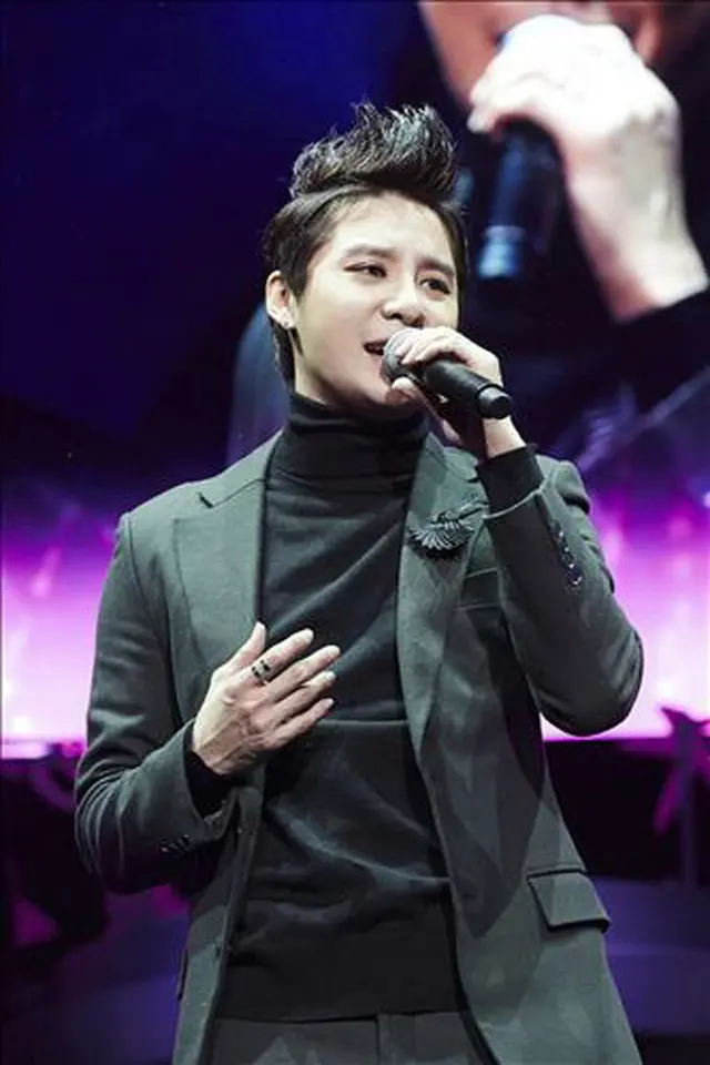 「JYJ」ジュンス