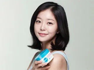 キム・ガウン、DermaBの専属モデルに抜てき