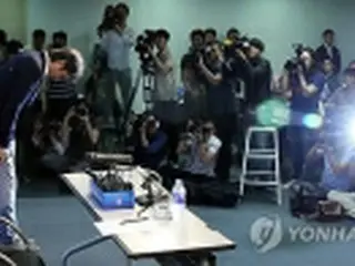 韓国サッカー代表監督が電撃辞任　批判噴出受け