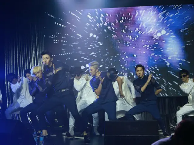 写真＝Pledis