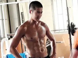 俳優チョ・ドンヒョク、アクションスクールで訓練に没頭中