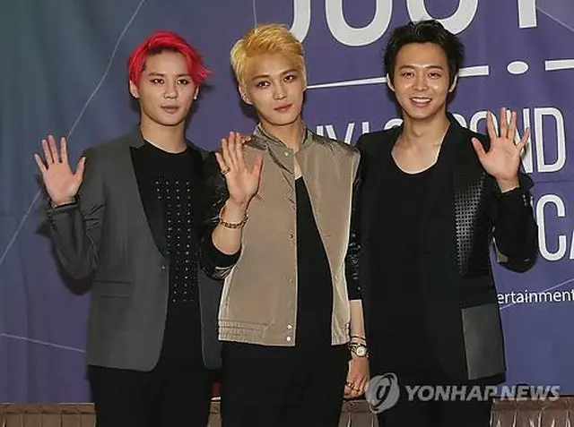 3日、韓国で2ndアルバムのショーケースを行なった「JYJ」