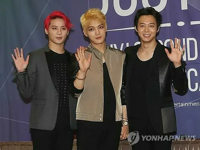 3日、韓国で2ndアルバムのショーケースを行なった「JYJ」