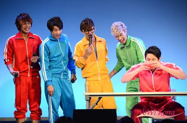 「BEE SHUFFLE」