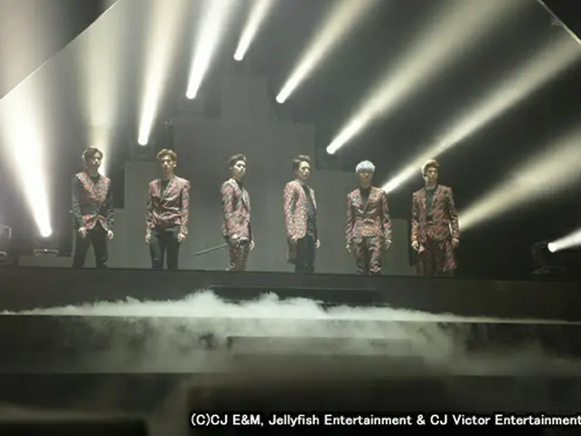 「VIXX」