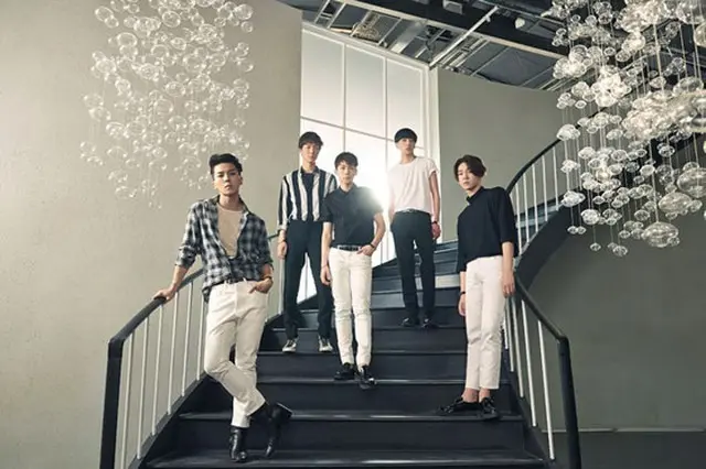 「WINNER」