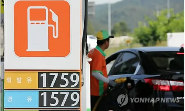 原油安の影響でガソリンの店頭価格も下落した＝（聯合ニュース）